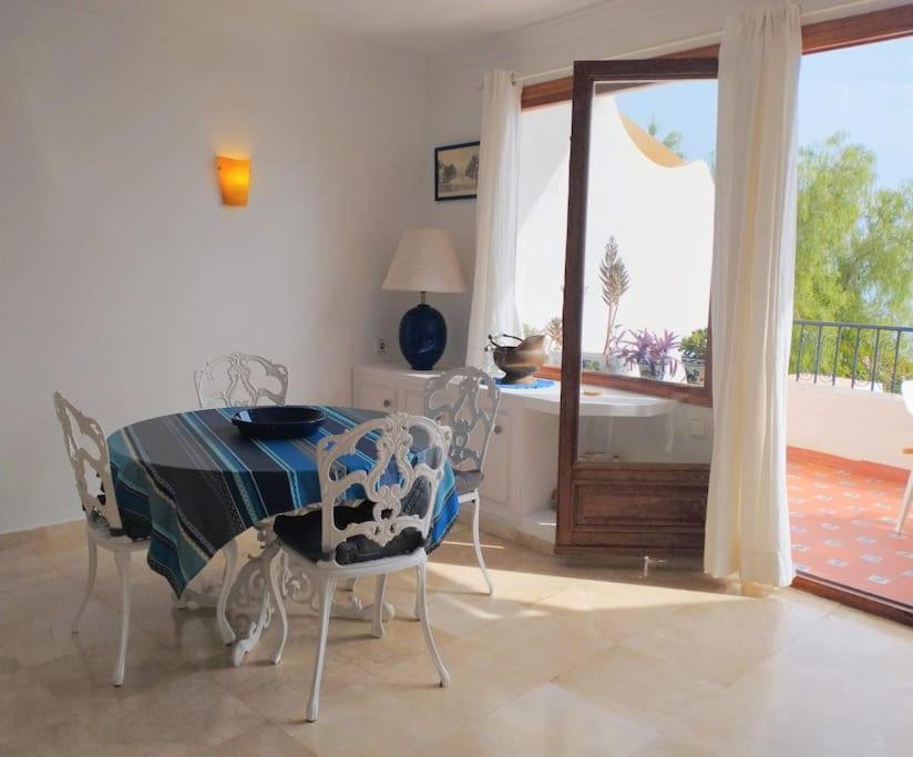 Beautiful 2 Bedroom In Calle Carabeo, Нерха Екстериор снимка